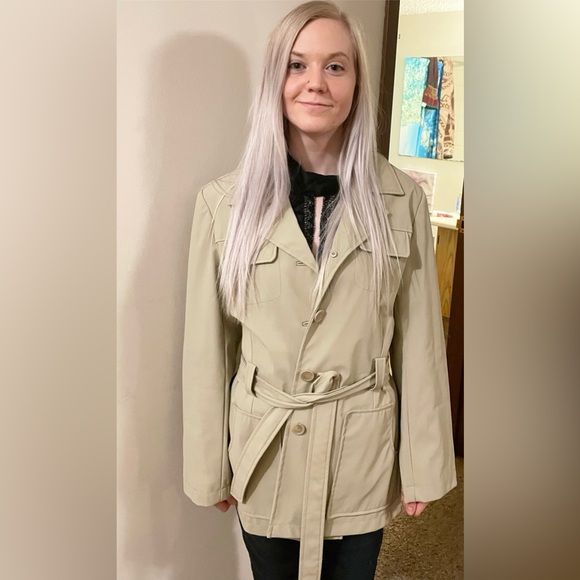 Meet your Posher, Ciera - Picture 8 of 15